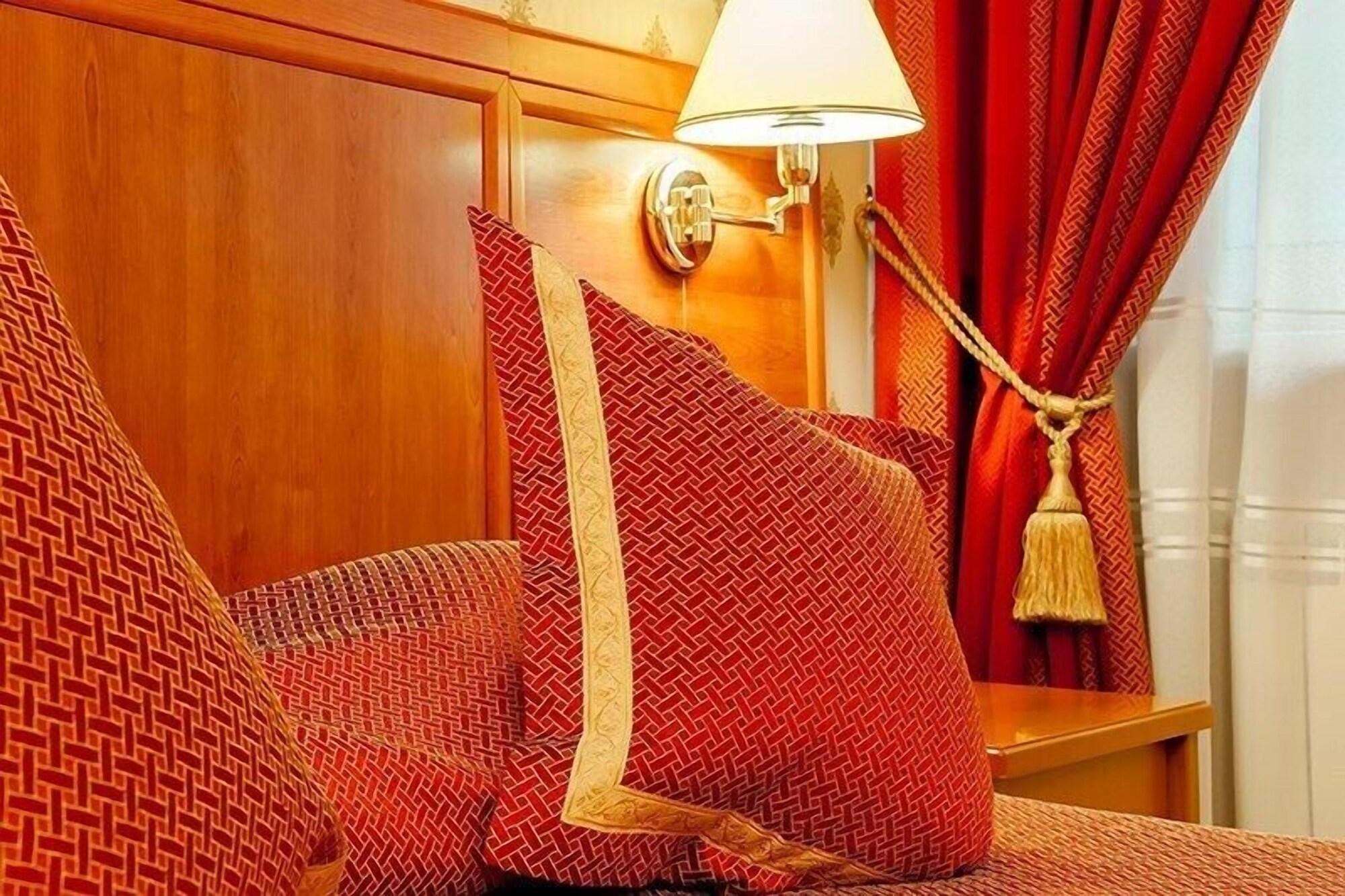 Astana International Hotel Αλμάτι Εξωτερικό φωτογραφία