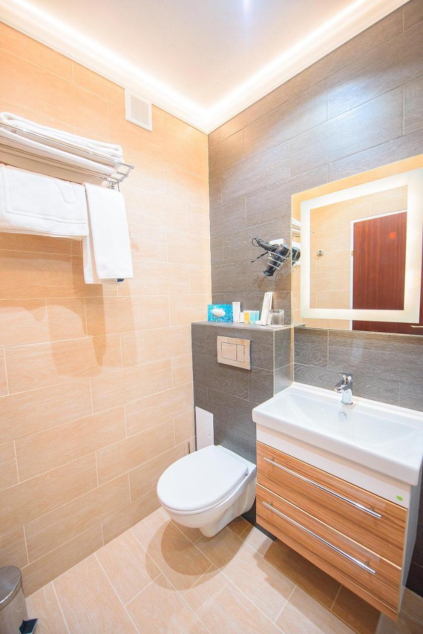 Astana International Hotel Αλμάτι Εξωτερικό φωτογραφία